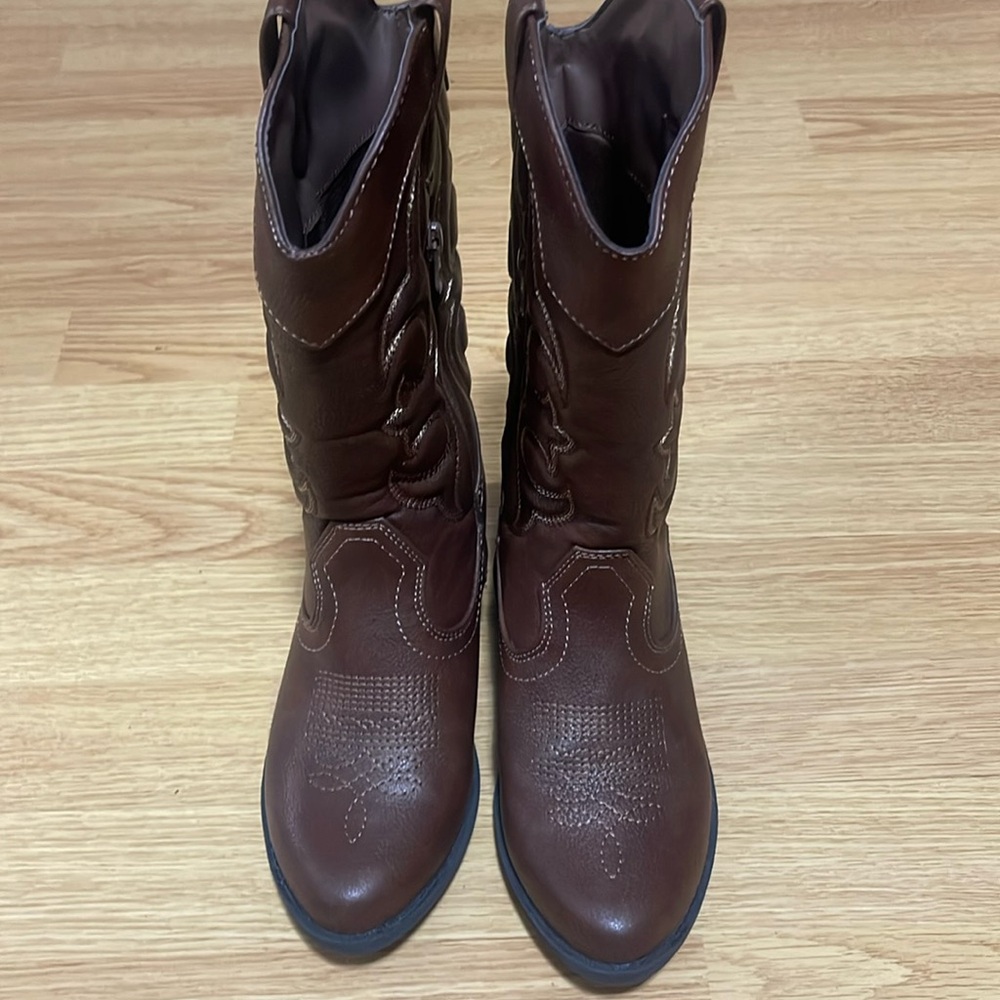 CAT & JACK BROWN COWBOY BOOTS